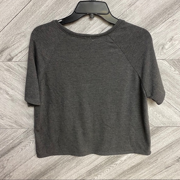 Go Couture | Short Sleeve Knit Pullover Charcoal M - Picture 5 of 5